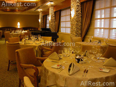 Four Seasons Hotel 37